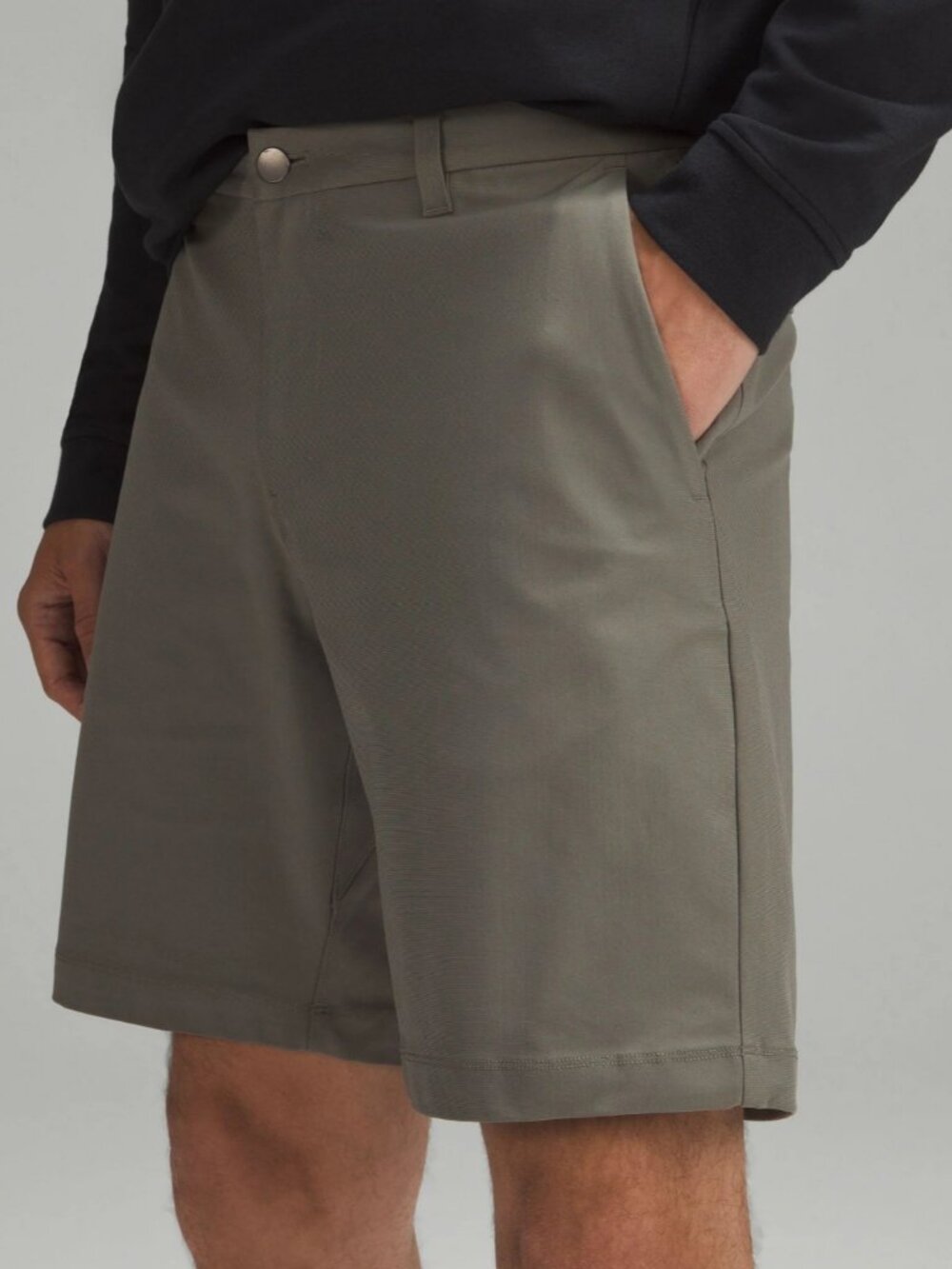 lululemon athletica Men's Commission Classic-Fit Short 9"- Grey / Sage Size 28